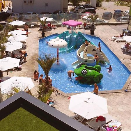 Provence Apartment In Spa N Pool Resort Mamaia Exteriér fotografie