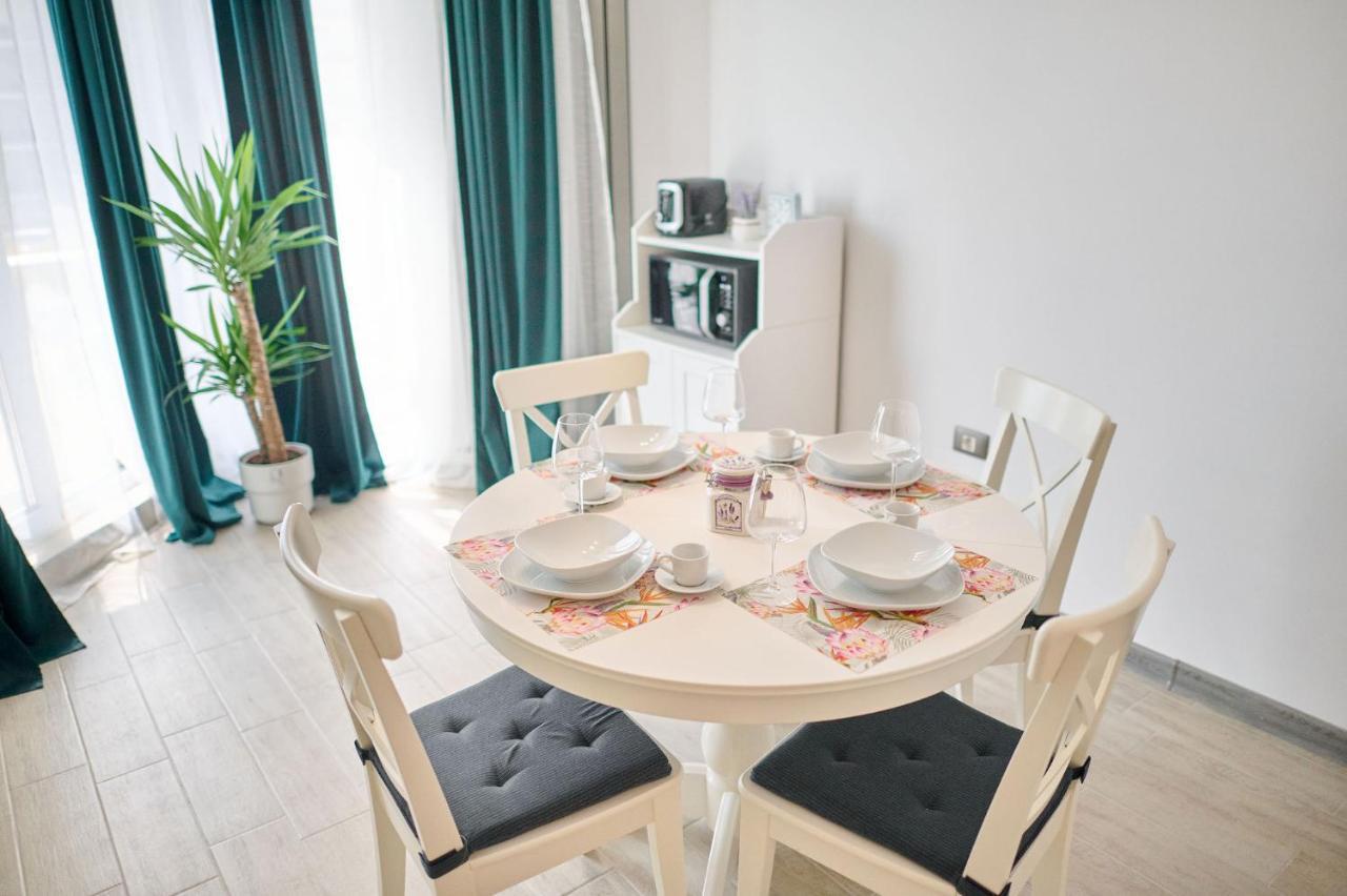 Provence Apartment In Spa N Pool Resort Mamaia Exteriér fotografie
